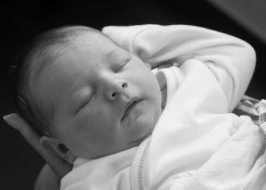 Detroit Lifestyle Newborn Photographer