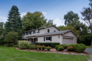 Exterior of the colonial house.